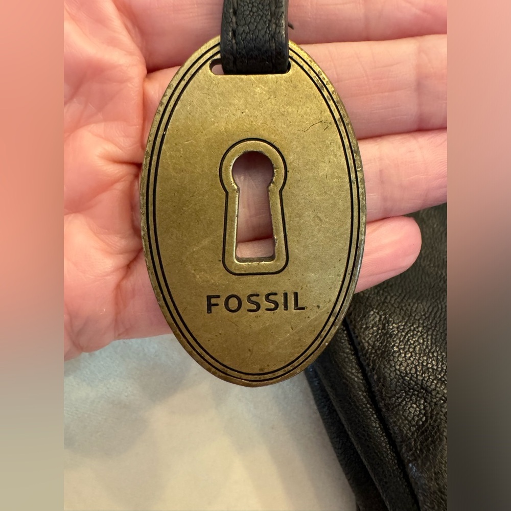 VTG! Fossil Foldover Shoulder Bag with Gold Accents - Picture 16 of 16